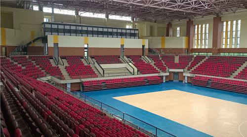 專業(yè)看臺(tái)座椅如何制造？四大核心步驟揭秘